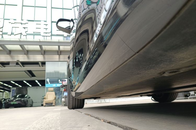 特斯拉 Model 3 2025款 后轮驱动版局部细节9002