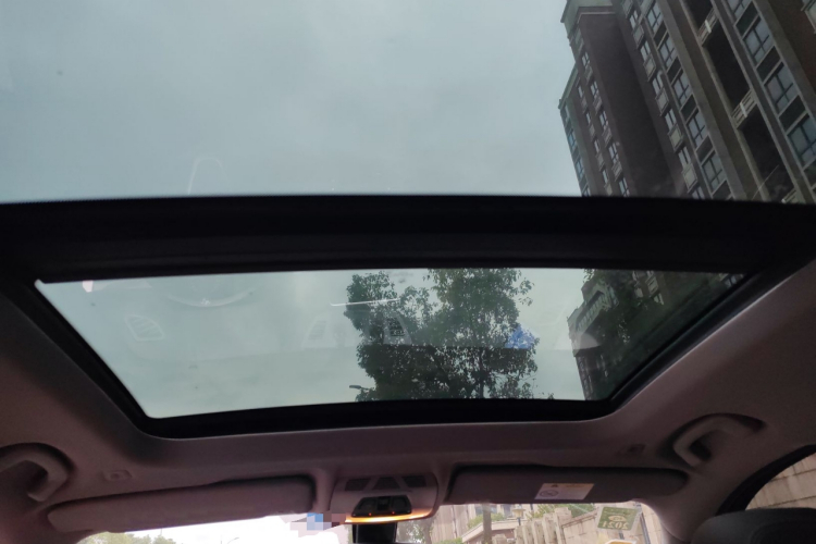 宝马X1 2019款 sDrive18Li 尊享型中控内饰22