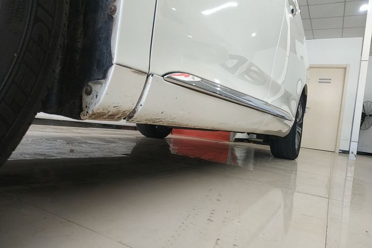 广汽传祺 传祺M8 2018款 320T 旗舰版局部细节9002