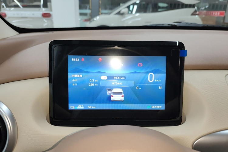 五菱汽车 宏光MINIEV 2025款 四门版 进阶款中控内饰14