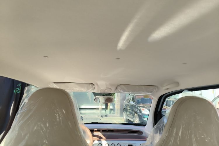 奔腾小马 2026款 222km 闪耀马中控内饰22