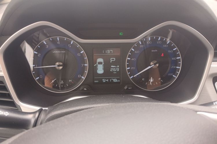 吉利汽车 远景X3 2019款 升级版 1.5L CVT尊贵型局部细节14