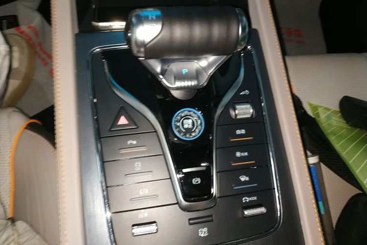 比亚迪 元PLUS 2024款 荣耀版 430KM 超越型中控内饰18