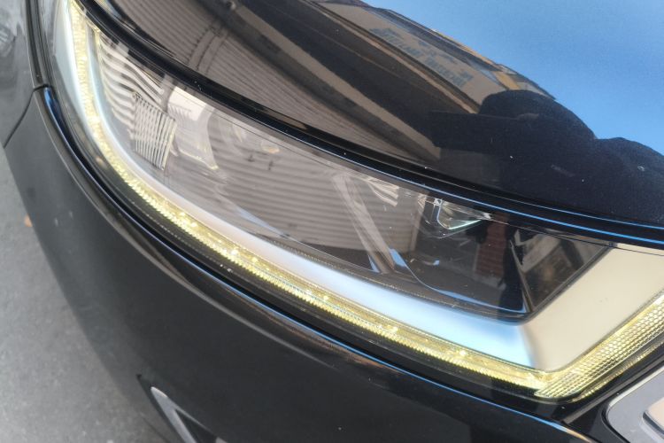 福特 锐界 2015款 2.0T GTDi 两驱豪锐型车身外观8