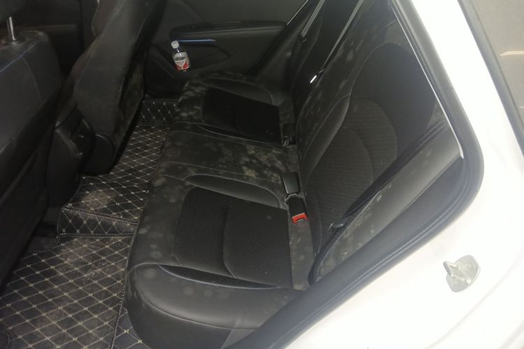 雪佛兰 科鲁泽 2023款 1.3T 轻混自动尊享版中控内饰21