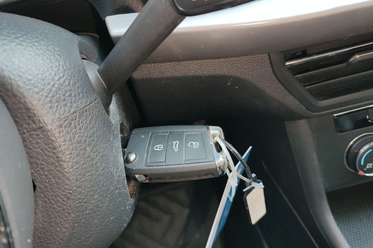 大众 朗逸 2021款 1.5L 自动视野版中控内饰11