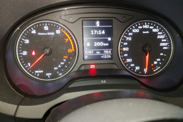 奥迪A3 2016款 Limousine 35 TFSI 进取型中控内饰15