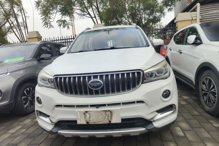 SWM斯威汽车 SWM斯威X7 2016款 1.5T 手动豪华型 7座车身外观2