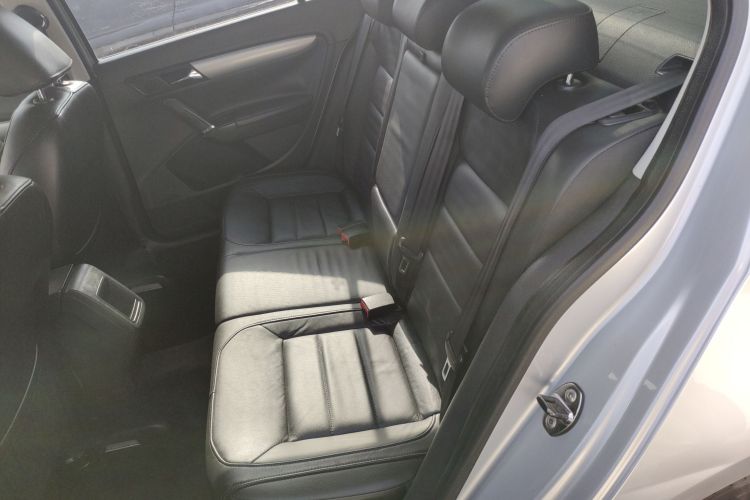 大众 朗逸 2013款 改款经典 1.6L 自动舒适版中控内饰7004