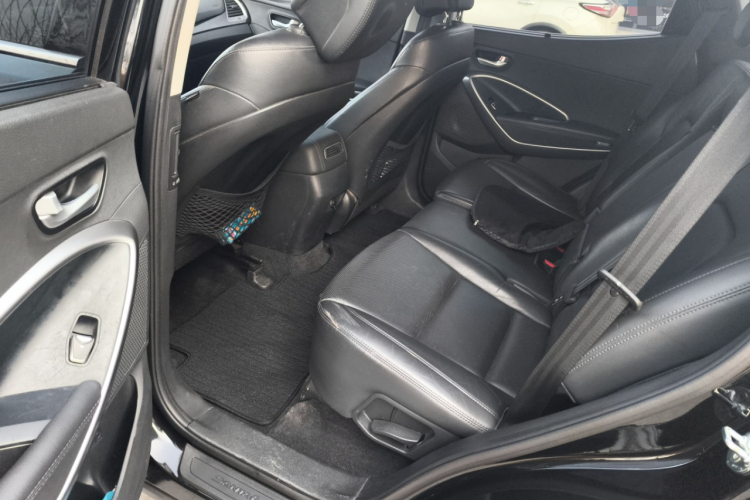 现代 胜达 2015款 2.0T 自动四驱智能型 5座中控内饰21