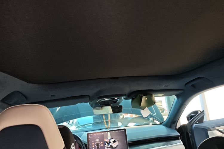 极氪001 2022款 超长续航双电机 YOU版局部细节22