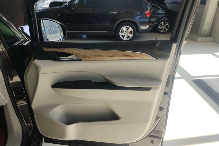 别克GL8 2018款 ES 28T 舒适型 国VI中控内饰42