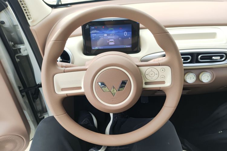 五菱汽车 宏光MINIEV 2025款 四门版 进阶款中控内饰13