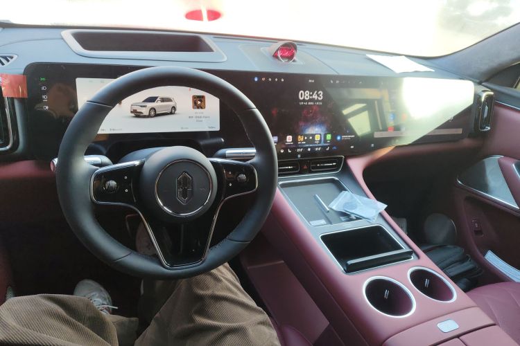 鸿蒙智行 问界M8 2025款 纯电 Max+ 五座长续航版中控内饰7002