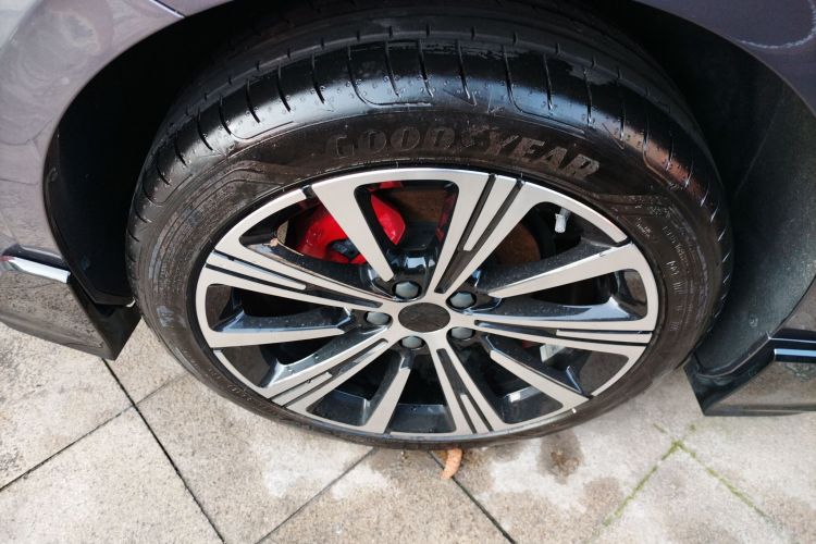 吉利汽车 星瑞 2025款 东方曜 2.0TD 望月版车身外观6008