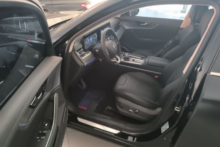 红旗HS5 2023款 2.0T 旗享Pro版中控内饰20