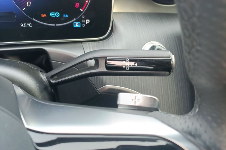 奔驰C级 2022款 改款 C 200 L 运动版中控内饰18