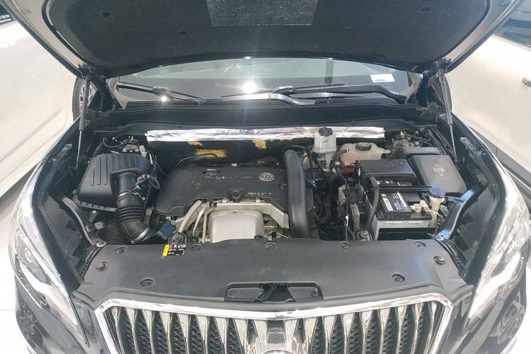 别克 昂科威 2014款 28T 四驱全能运动旗舰型机舱底盘24