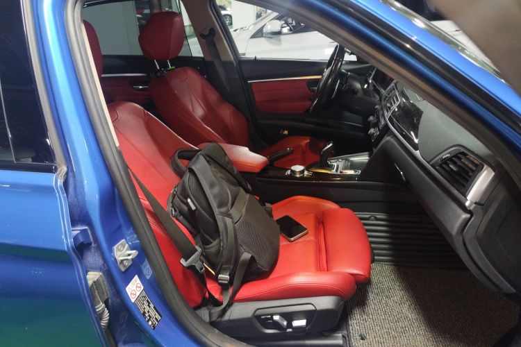 宝马3系 2018款 330Li M运动曜夜版局部细节41