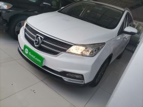 宝骏730 2019款 1.5L 手动时尚型 7座 国VI