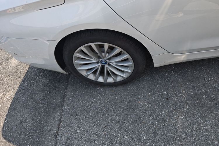 宝马5系新能源 2019款 改款 530Le 先锋版车身外观56