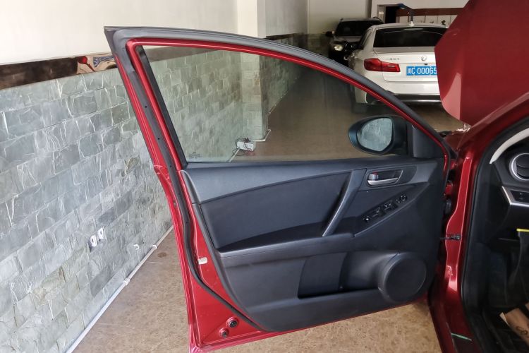 马自达3星骋 2015款 三厢 1.6L 自动精英型中控内饰47