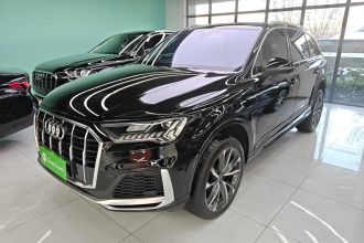 奥迪Q7 2023款 55 TFSI quattro S line运动型
