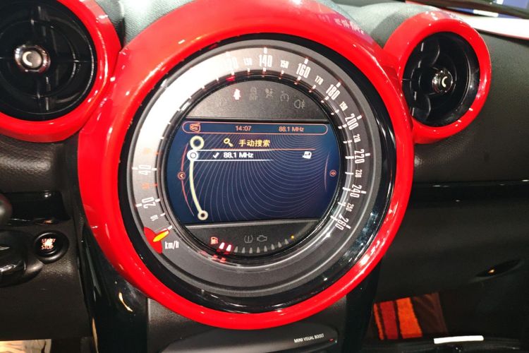 MINI Countryman 2014款 1.6T COOPER ALL4 Excitement中控内饰16