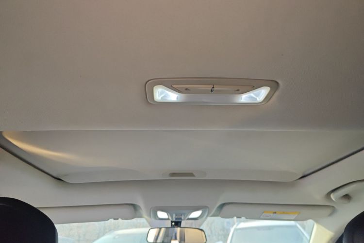 长安UNI-V 智电iDD 2023款  智电iDD 1.5T 113km智趣型（飞快版）中控内饰22