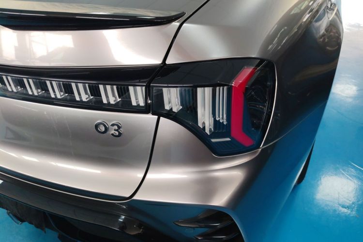 领克03 2023款 2.0TD DCT劲Pro车身外观9