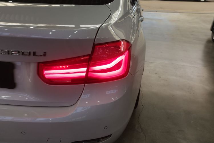 宝马3系 2017款 320Li xDrive 时尚型车身外观9