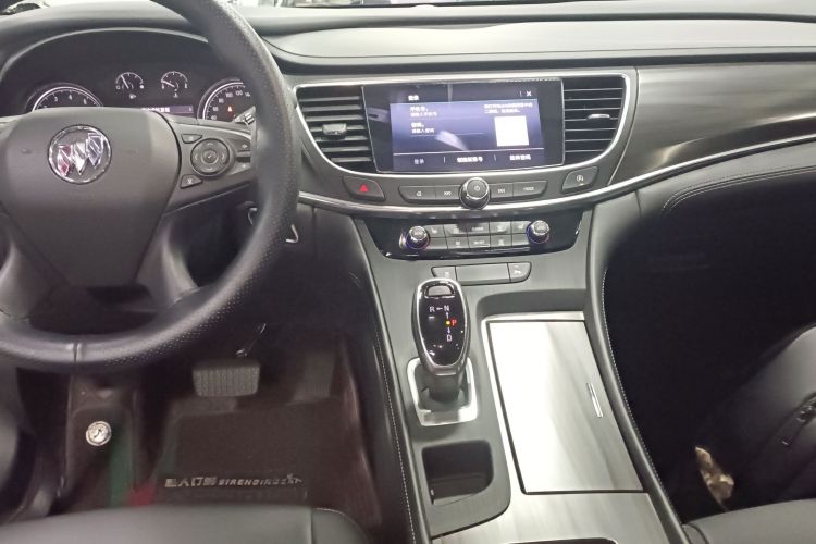 别克 君越 2021款 552T 豪华型中控内饰16