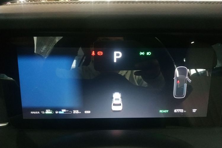 理想汽车 理想ONE 2020款 增程6座版中控内饰14