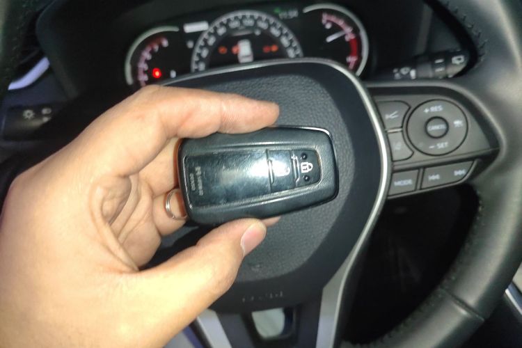 丰田 RAV4荣放 2021款 2.0L CVT两驱风尚PLUS版中控内饰11