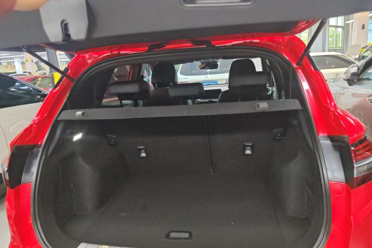 吉利汽车 缤越 2019款 运动款 260T DCT Battle 国V机舱底盘23