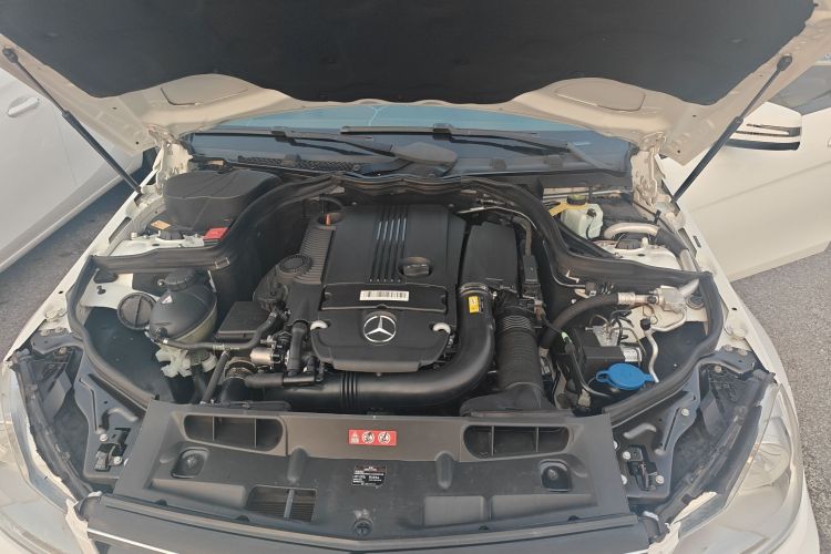 奔驰C级 2013款 C 180 经典型 Grand Edition局部细节24