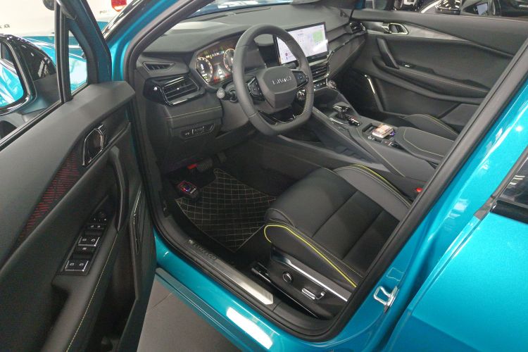 领克06 2023款 Remix 1.5T 劲Halo中控内饰7003