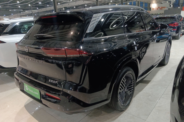 日产 探陆 2024款 380VC-TURBO 四驱智驾版 7座车身外观6005