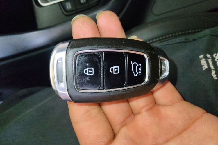 北京现代ix35 2019款 2.0L 自动两驱智勇·畅享版 国VI中控内饰11