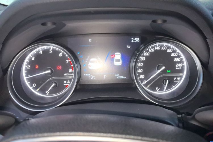 丰田 凯美瑞 2021款 2.0G 豪华版中控内饰14