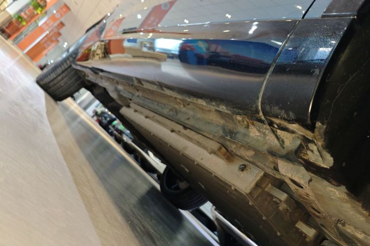 领克08 EM-P 2025款 220km 四驱性能Halo局部细节9001