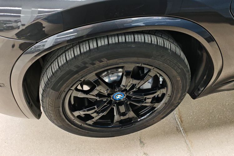 宝马iX3 2022款 领先型车身外观6007