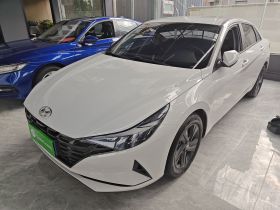 现代 伊兰特 2022款 1.5L CVT GLS领先版