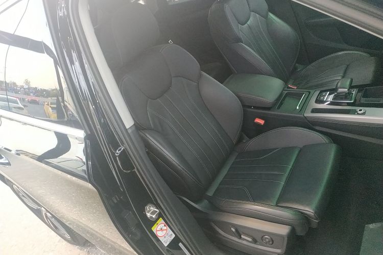 奥迪Q5L 2022款 40T 时尚动感型局部细节41