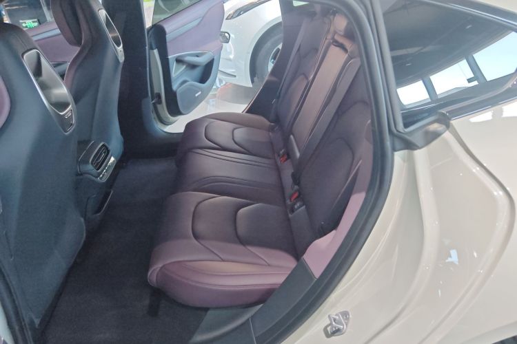 小米汽车 小米SU7 2024款 四驱超长续航高阶智驾Max版中控内饰7004