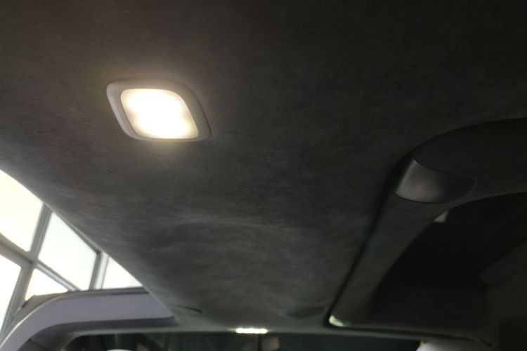 特斯拉 Model X 2023款 双电机全轮驱动版局部细节22