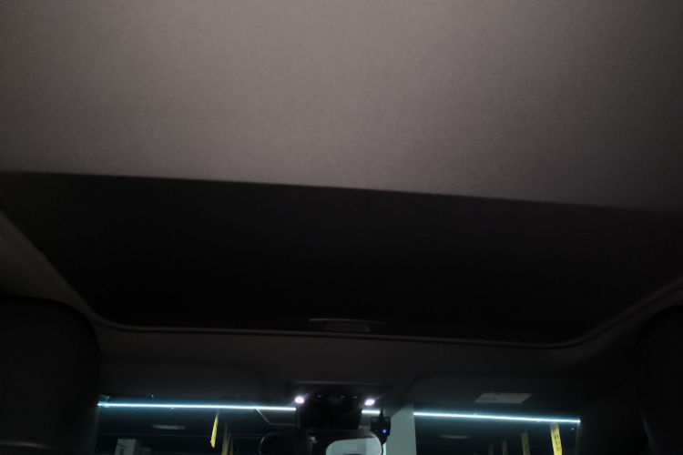 丰田 亚洲龙 2023款 2.5L 豪华版局部细节22