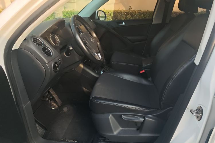 大众 途观 2016款 280TSI 自动两驱丝绸之路风尚版中控内饰19