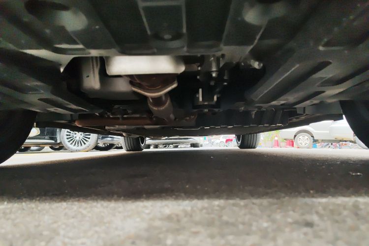 深蓝汽车 深蓝S07 2024款 215Max 乾崑智驾ADS SE增程版局部细节9008