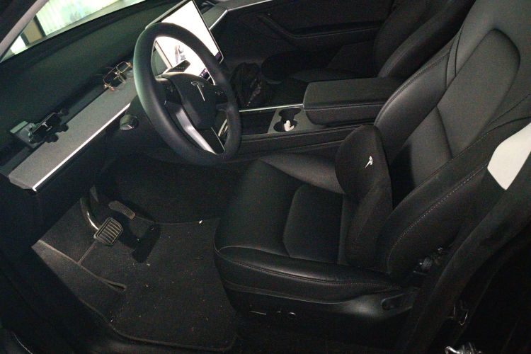 特斯拉 Model Y 2024款 后轮驱动版局部细节19